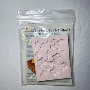 Sweetbrier Studio Renaissance Cross Silicone Flexible Cross Mold NWT